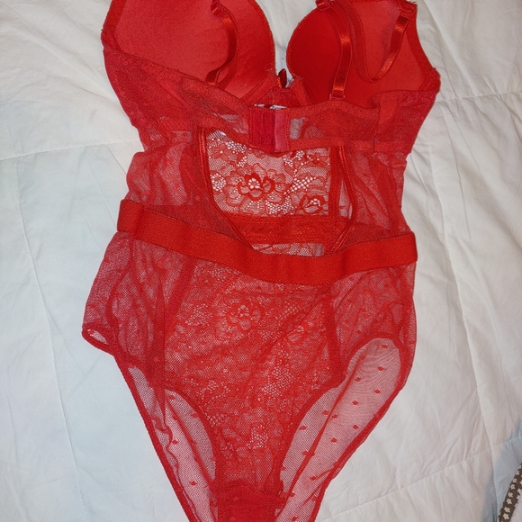 NWOT Red lingerie - Picture 2 of 4